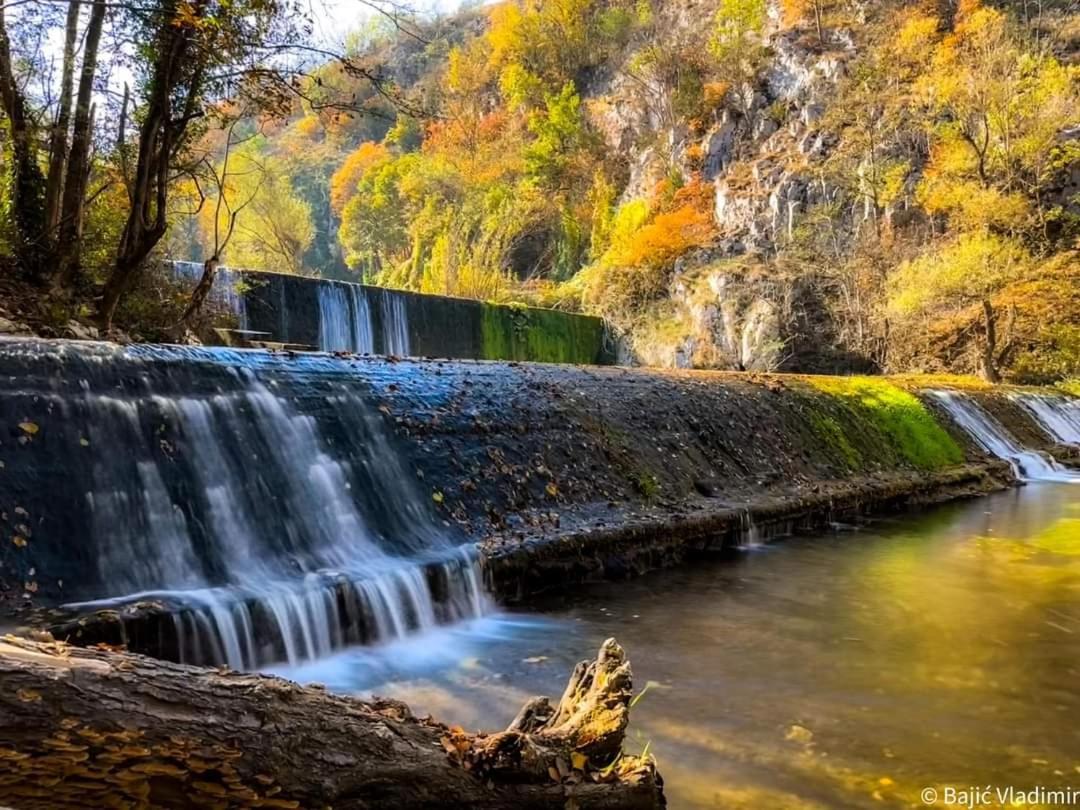 瓦列沃Poljoprivredno Turisticko Domacinstvo Deguric公寓 外观 照片